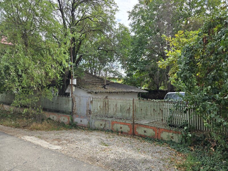 Crevedia - Darza - teren 884mp  utilitati in zona  comision 0% - imozone